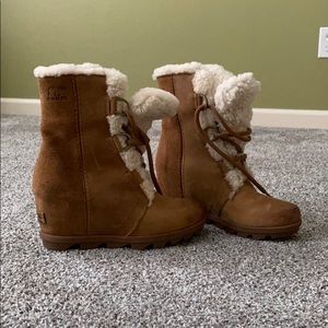 Sorel Joan of Arc boots